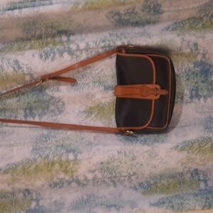 Navy and tan Dooney & Bourke satchel purse crossbody vintage